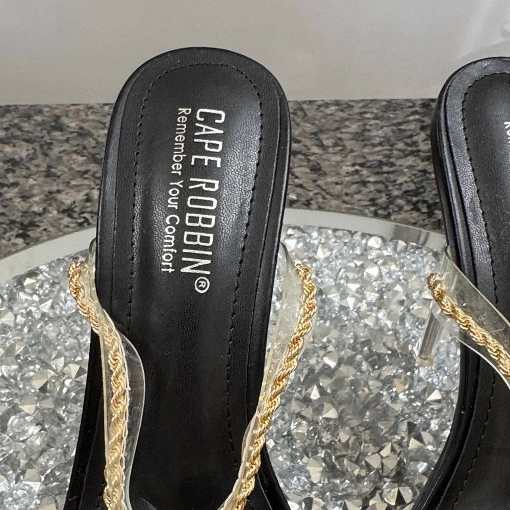 Cape Robbin Corine black gold and clear Heels EUC 7.5